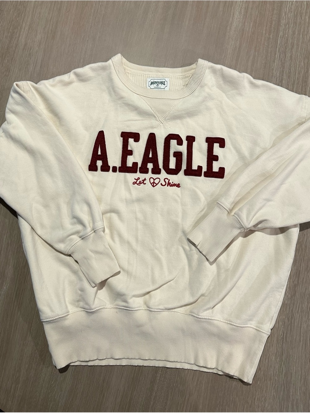 American Eagle Let Love Shine Crewneck Sweatshirt XS Cream Burgundy Oversized